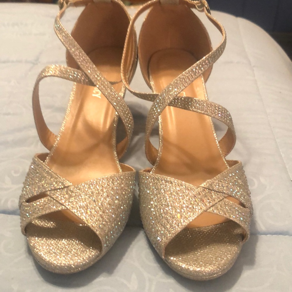 Silver glitter dressy shoes